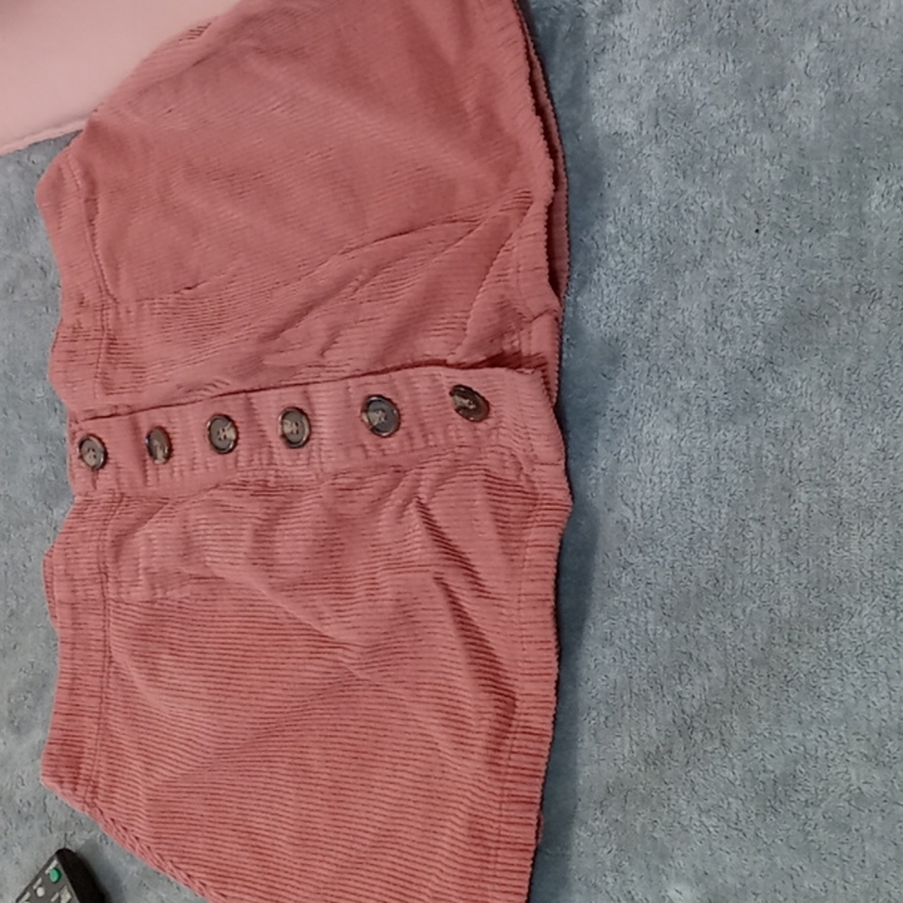 Button up skirt size large color peach